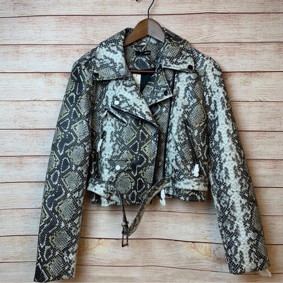 Python jacket very stylish - Picture 2 of 4